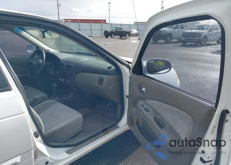 2003 Nissan Sentra Gxe z USA, uszkodzony, nr VIN 3N1CB51D23L812657